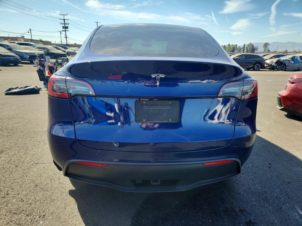 61093226 :رقم المزاد ، 7SAYGDEE1PA124414 vin ، 2023 Tesla Model Y مزاد بيع