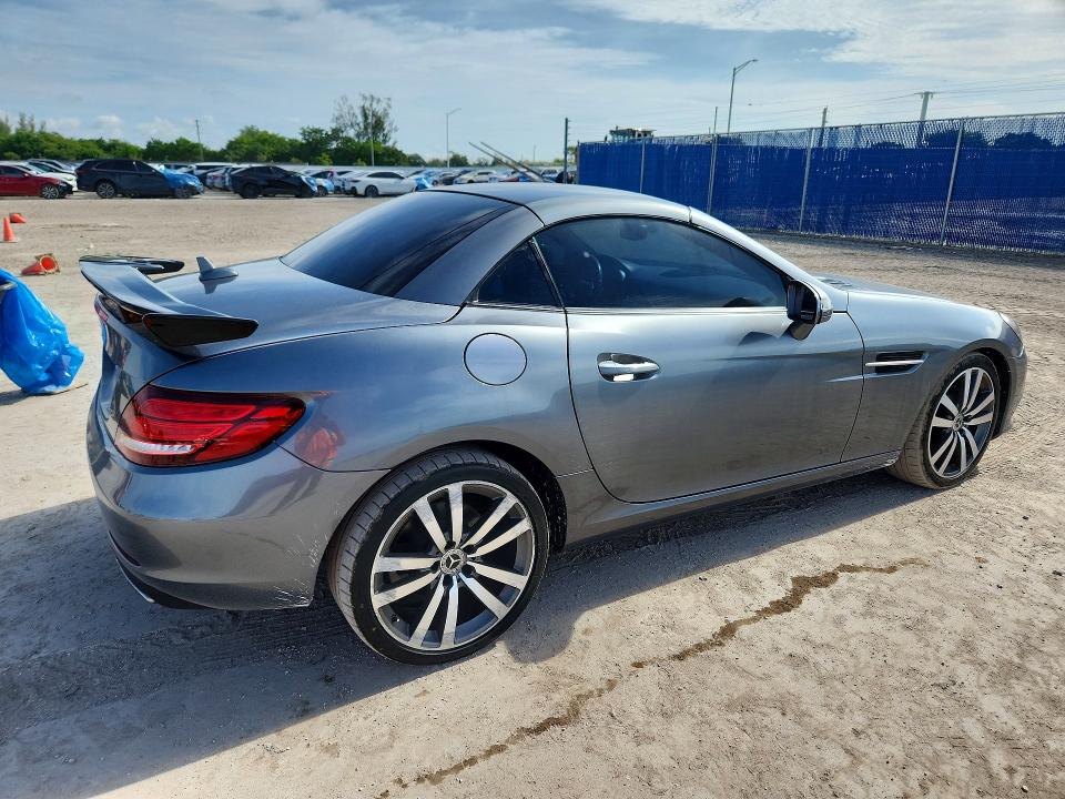 Aukcja sprzedaży 2017 Mercedes-benz Slc, vin: WDDPK3JA6HF128405, numer aukcji: 63612246