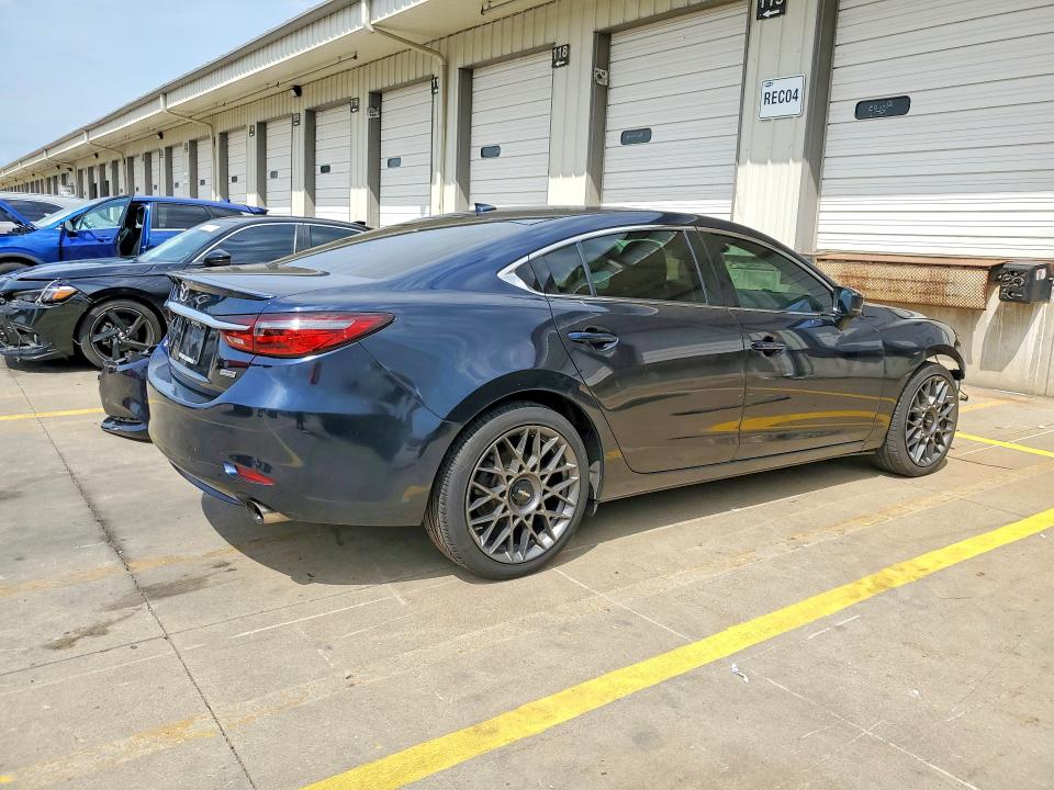 Aukcja sprzedaży 2018 Mazda 6, vin: JM1GL1WY6J1329032, numer aukcji: 61610276