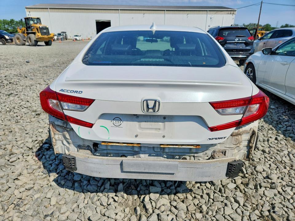 Продаж на аукціоні авто 2018 Honda Accord, vin: 1HGCV1F36JA009708, номер лоту: 60629916