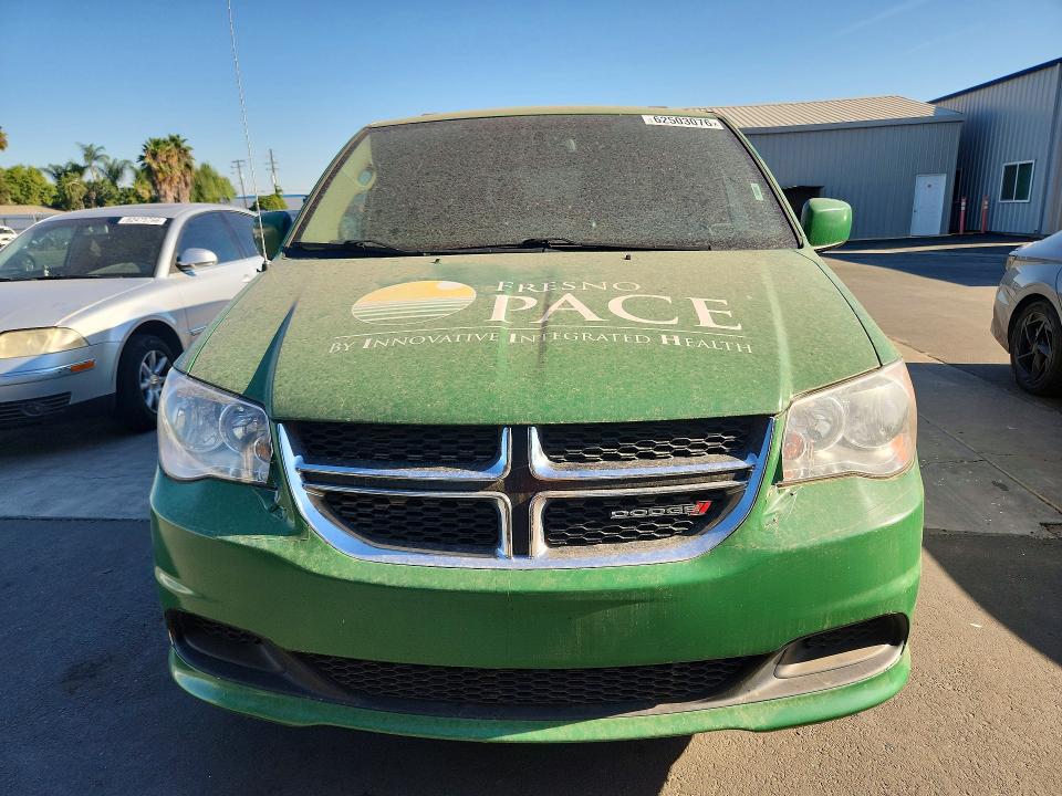 2015 Dodge Grand Caravan მანქანა იყიდება აუქციონზე, vin: 2C4RDGCG4FR623553, აუქციონის ნომერი: 62503076