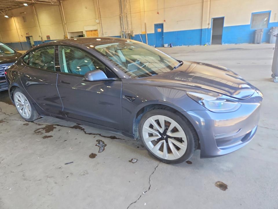 Продажа на аукционе авто 2022 Tesla Model 3, vin: 5YJ3E1EA6NF369721, номер лота: 62137916