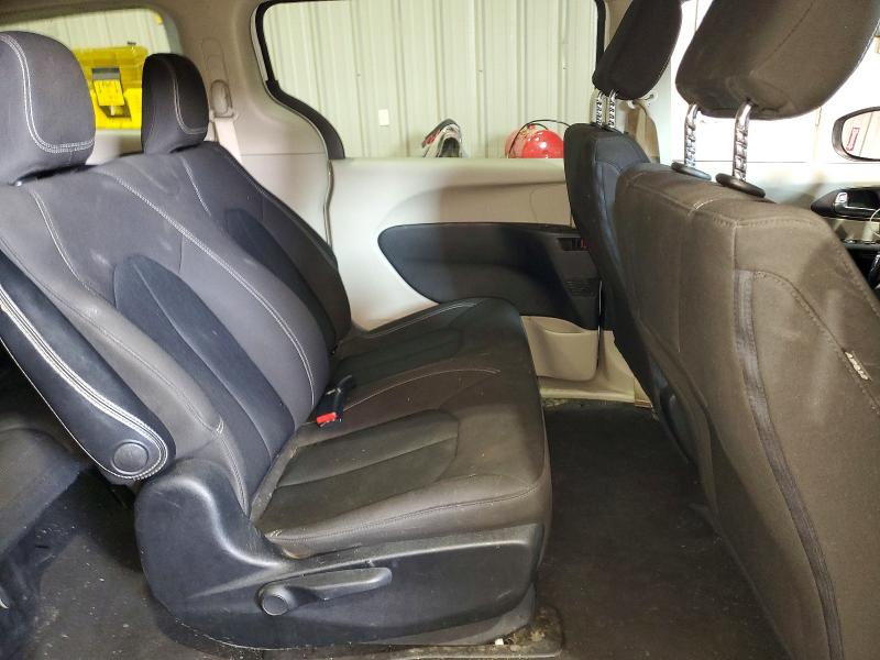 61230216 :رقم المزاد ، 2C4RC1AG5MR526569 vin ، 2021 Chrysler Voyager مزاد بيع