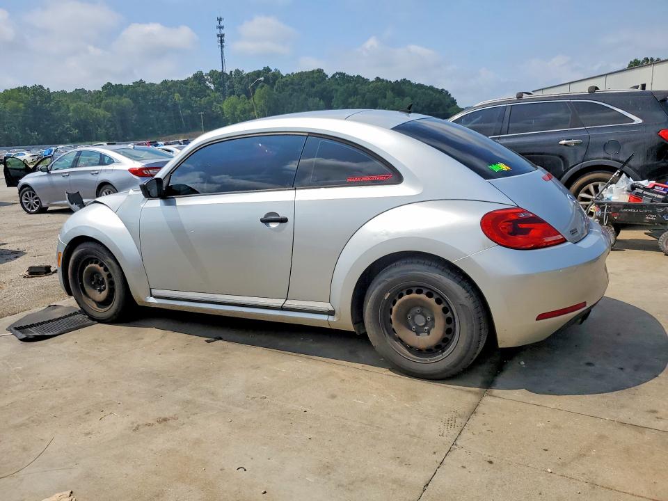 61302526 :رقم المزاد ، 3VWFP7AT1CM644693 vin ، 2012 Volkswagen Beetle مزاد بيع