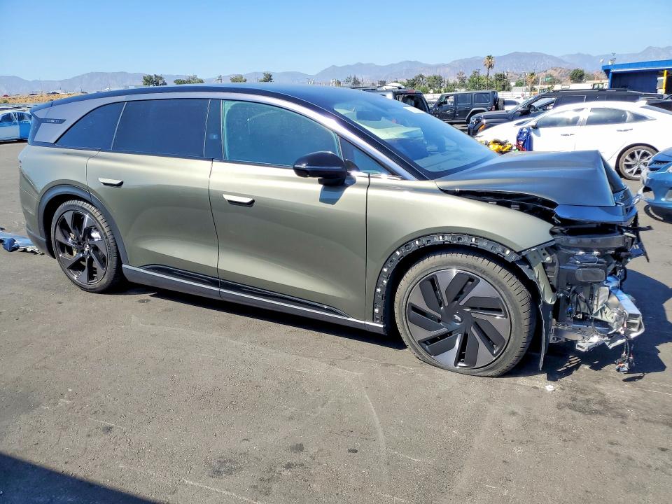 62452056 :رقم المزاد ، 7UUG1TJJ9TA044582 vin ، 2026 Lucid Motors Gravity مزاد بيع