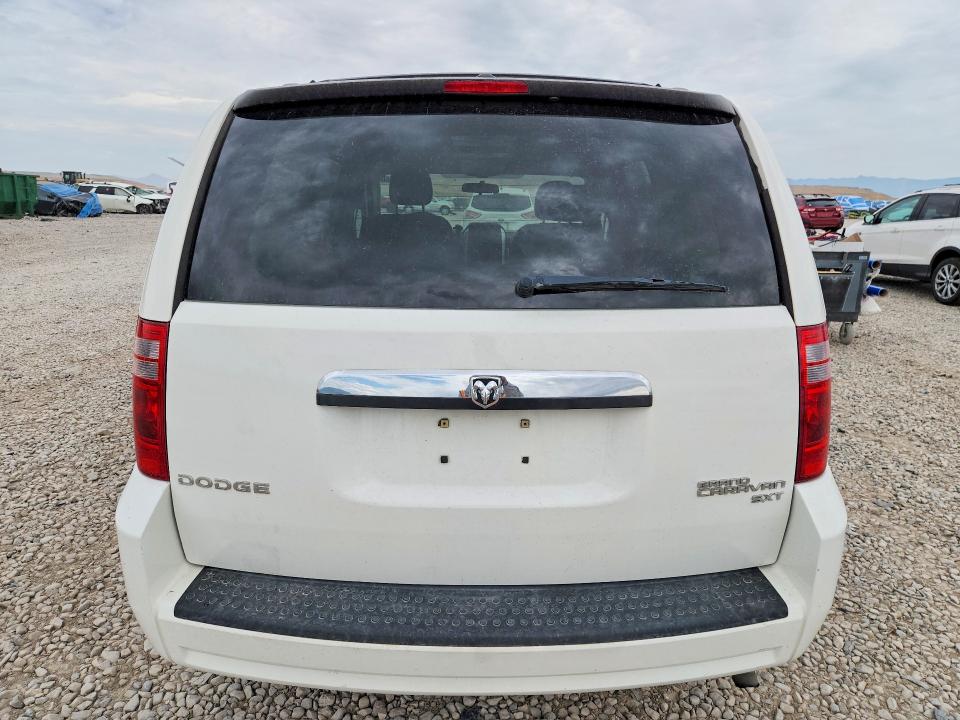 61916606 :رقم المزاد ، 2D4RN5D11AR445124 vin ، 2010 Dodge Grand Caravan مزاد بيع