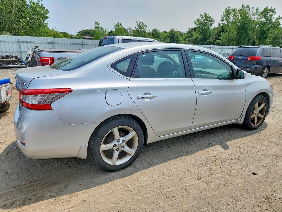 61584216 :رقم المزاد ، 3N1AB7AP4EY236346 vin ، 2014 Nissan Sentra مزاد بيع
