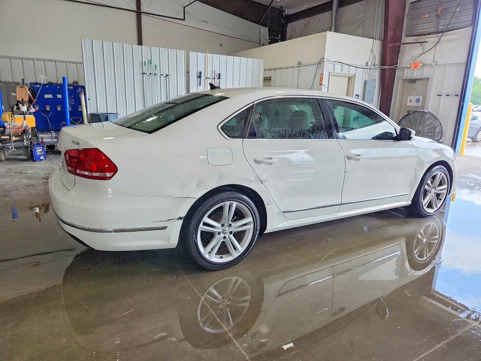 Продаж на аукціоні авто 2015 Volkswagen Passat, vin: 1VWCV7A35FC084949, номер лоту: 61403796