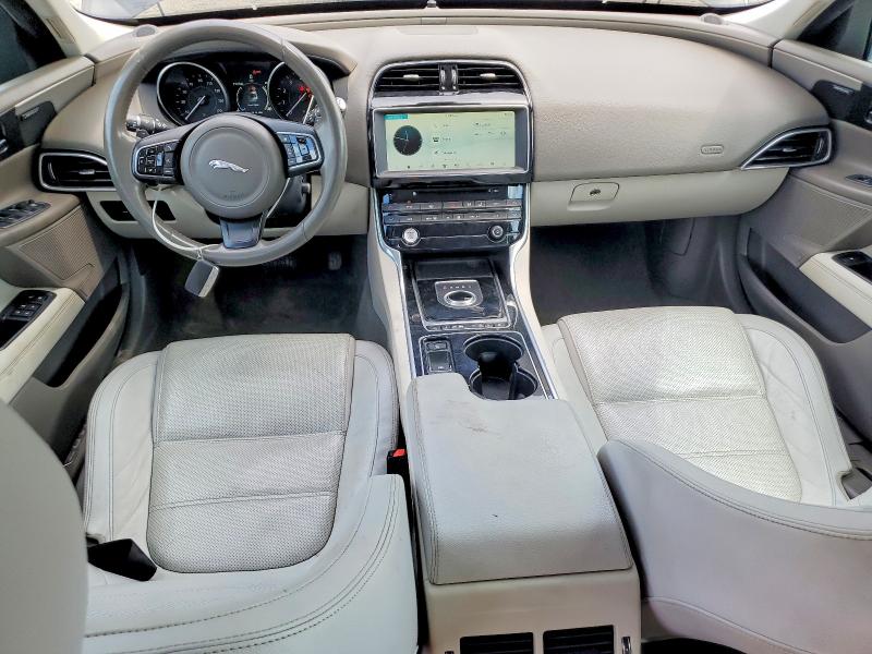 Продажа на аукционе авто 2017 Jaguar Xe, vin: SAJAE4BG2HA947183, номер лота: 60117816