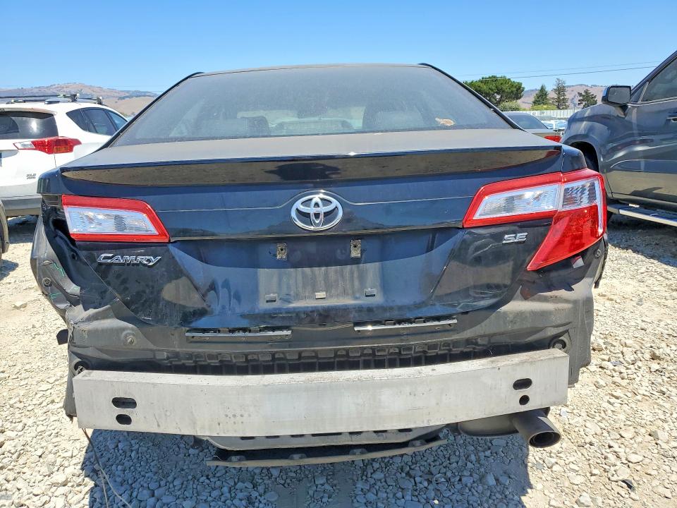 60615986 :رقم المزاد ، 4T1BF1FK4DU698709 vin ، 2013 Toyota Camry مزاد بيع