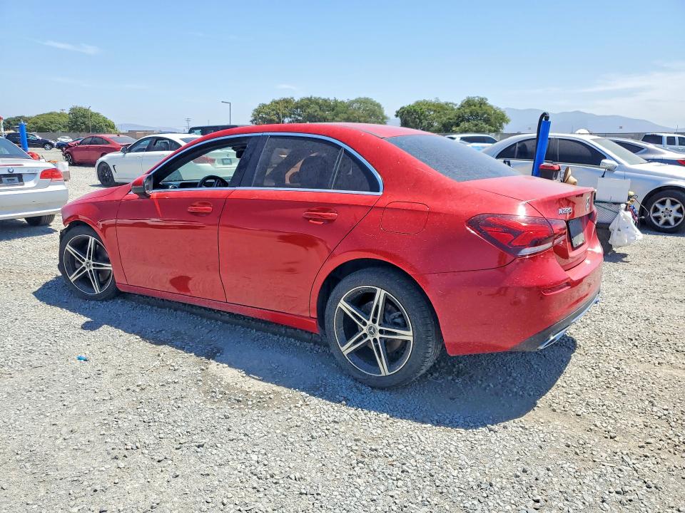 63114166 :رقم المزاد ، WDD3G4EB0KW026243 vin ، 2019 Mercedes-benz A مزاد بيع