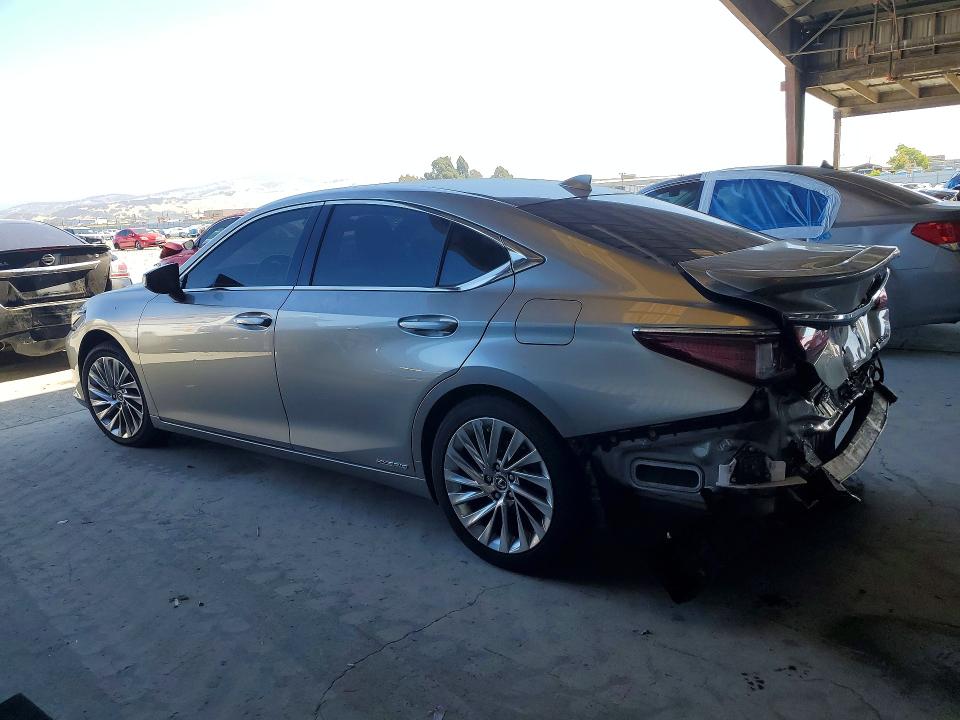 61553776 :رقم المزاد ، 58AE21B17LU012174 vin ، 2020 Lexus Es مزاد بيع