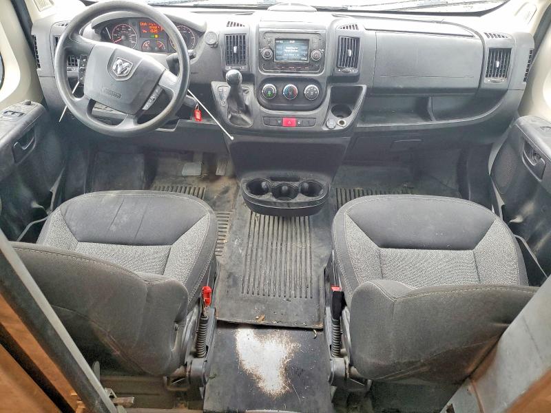 61761216 :رقم المزاد ، 3C6TRVDG9JE161258 vin ، 2018 Ram Promaster 2500 مزاد بيع