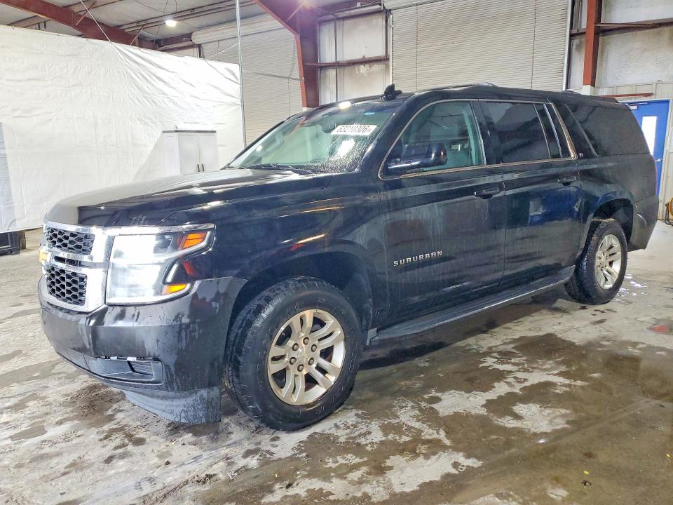 2017 Chevrolet Suburban მანქანა იყიდება აუქციონზე, vin: 1GNSCHKC3HR165271, აუქციონის ნომერი: 63210306