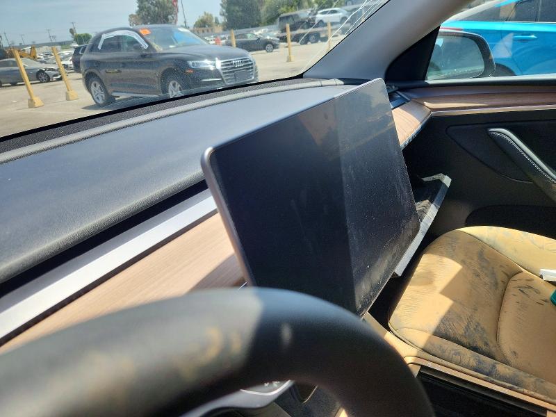 Продажа на аукционе авто 2023 Tesla Model Y, vin: 7SAYGDEEXPF909985, номер лота: 61824766
