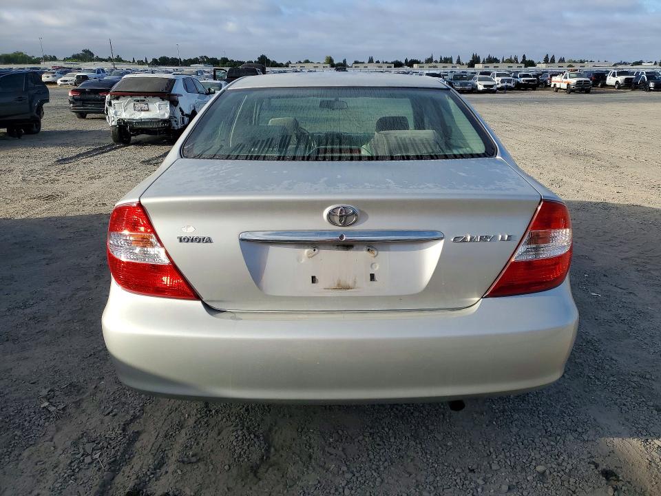 59537706 :رقم المزاد ، 4T1BE32K94U908595 vin ، 2004 Toyota Camry مزاد بيع