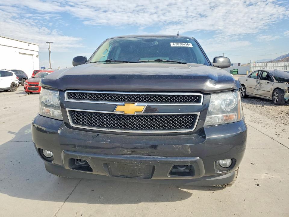 63030456 :رقم المزاد ، 1GNSKJE72CR183486 vin ، 2012 Chevrolet Suburban مزاد بيع