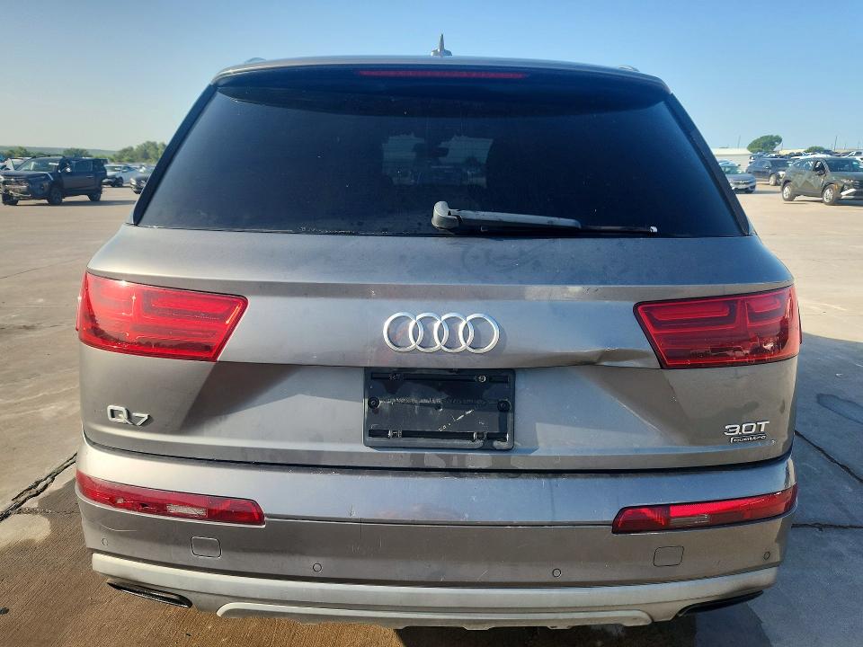 61911156 :رقم المزاد ، WA1AAAF74HD023498 vin ، 2017 Audi Q7 مزاد بيع