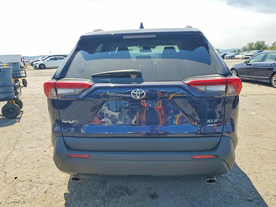 2024 Toyota Rav4 მანქანა იყიდება აუქციონზე, vin: 2T3P1RFV1RW423651, აუქციონის ნომერი: 62274646