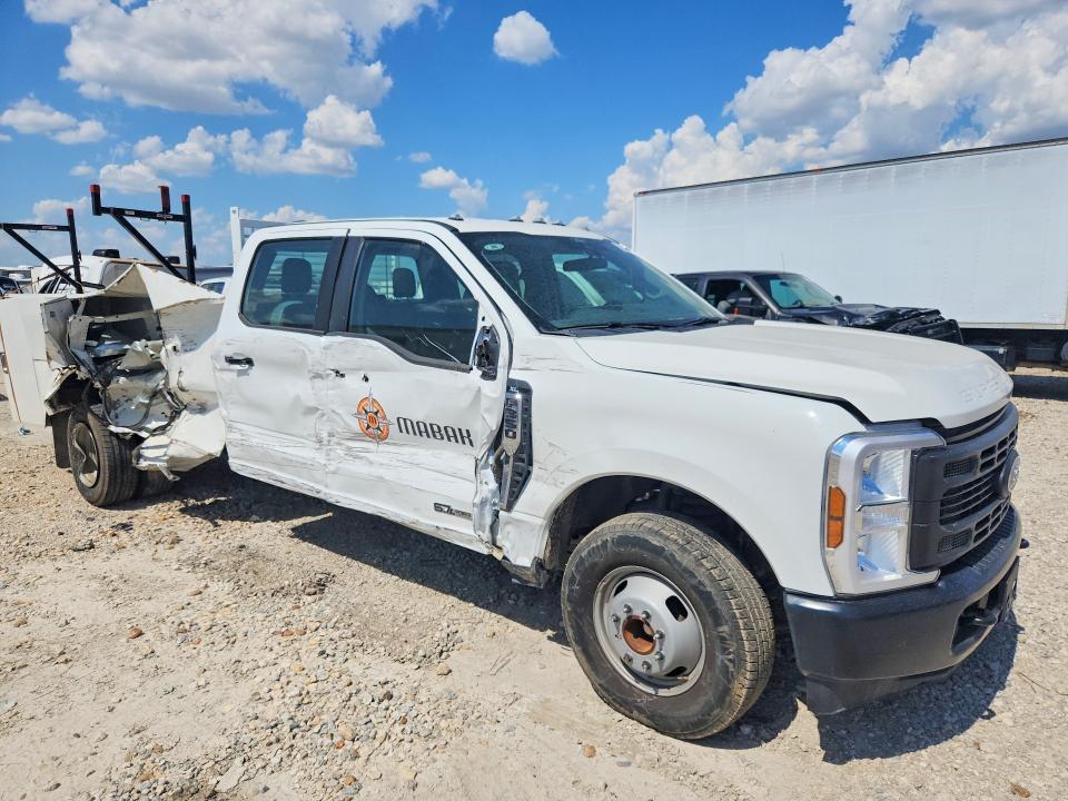 58076146 :رقم المزاد ، 1FD8W3GT9REG02619 vin ، 2024 Ford F350 مزاد بيع