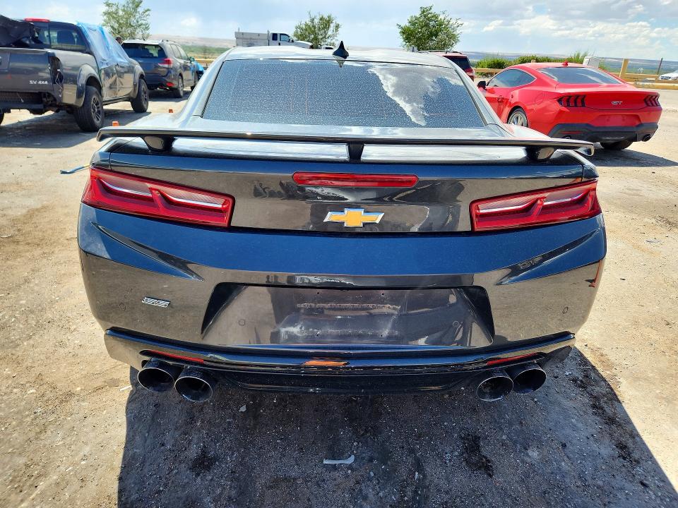 60490236 :رقم المزاد ، 1G1FH1R77H0161930 vin ، 2017 Chevrolet Camaro مزاد بيع