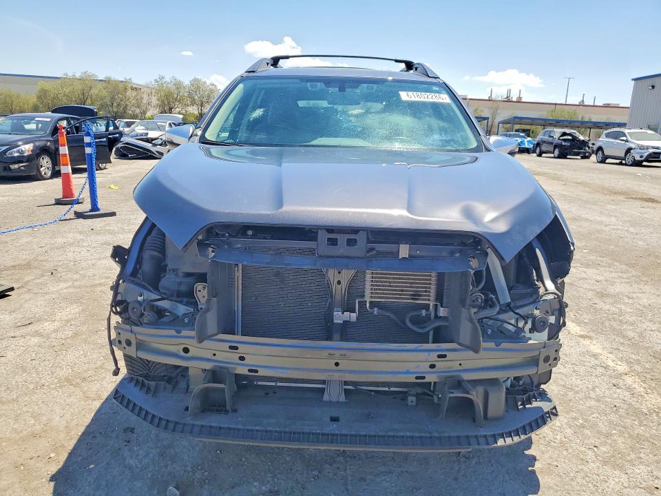 61802286 :رقم المزاد ، 4S4WMARD6N3447427 vin ، 2022 Subaru Ascent مزاد بيع