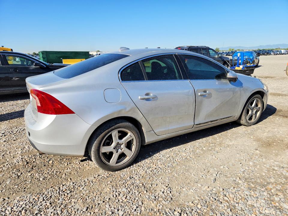 2012 Volvo S60 მანქანა იყიდება აუქციონზე, vin: YV1622FS9C2040895, აუქციონის ნომერი: 59700886