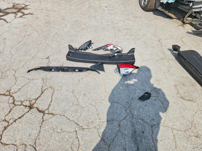 60435876 :رقم المزاد ، 5YFEPMAE9NP271574 vin ، 2022 Toyota Corolla مزاد بيع