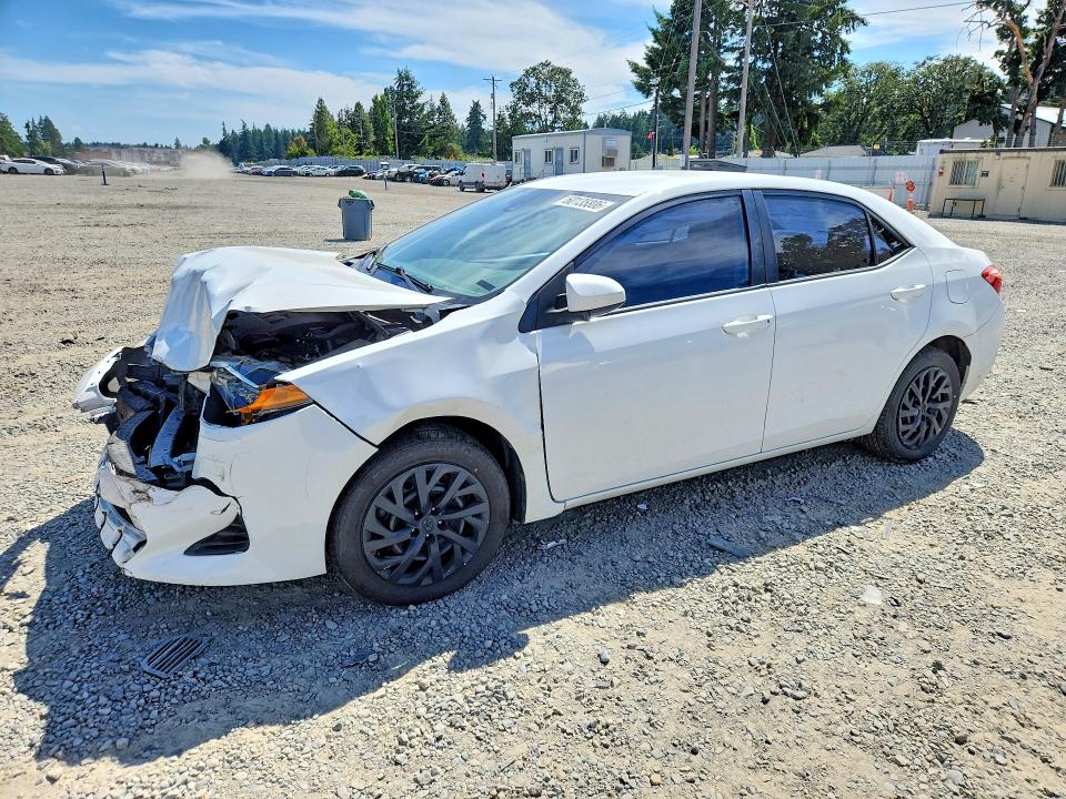 60135806 :رقم المزاد ، 5YFBURHE6KP889087 vin ، 2019 Toyota Corolla مزاد بيع