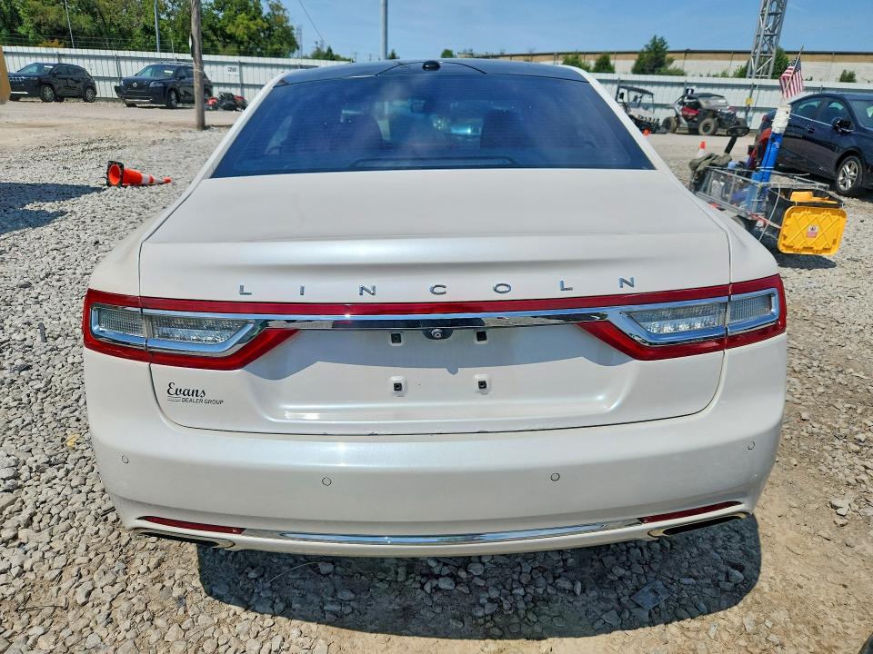 62583306 :رقم المزاد ، 1LN6L9NP1H5605716 vin ، 2017 Lincoln Continental مزاد بيع
