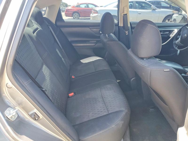 2018 Nissan Altima მანქანა იყიდება აუქციონზე, vin: 1N4AL3AP7JC261706, აუქციონის ნომერი: 61196436