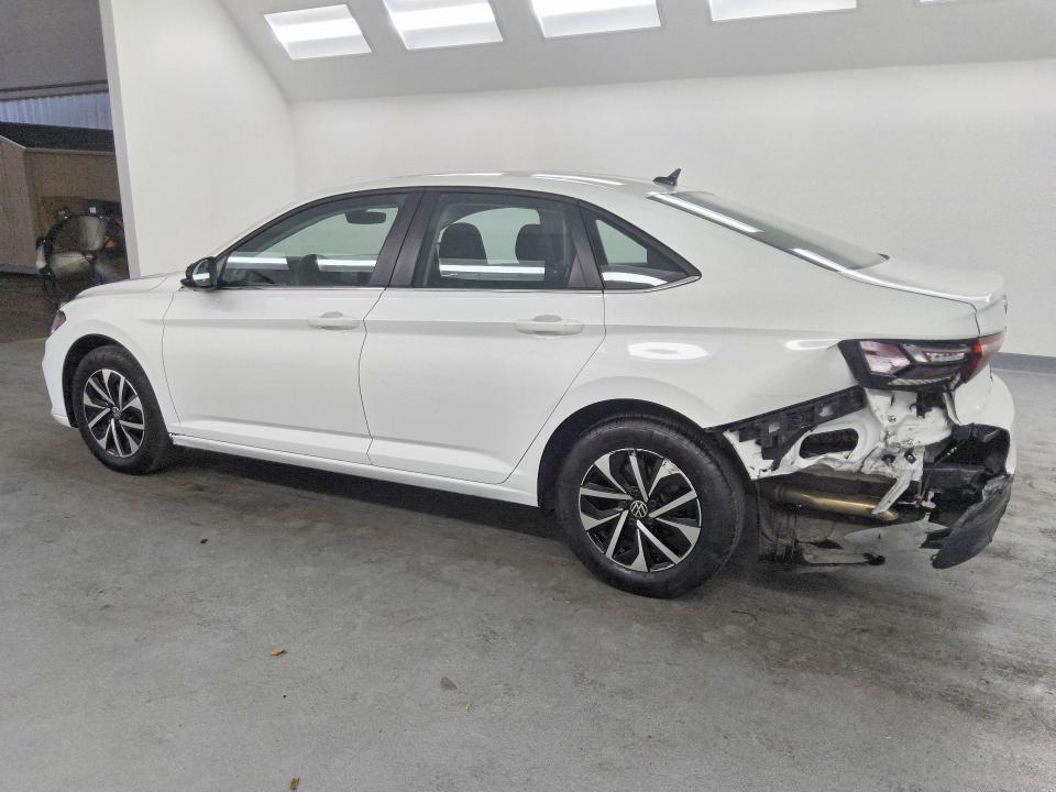 60001826 :رقم المزاد ، 3VW5X7BU0SM046399 vin ، 2025 Volkswagen Jetta مزاد بيع