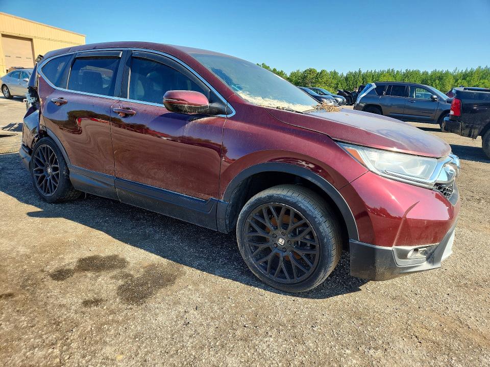 61126236 :رقم المزاد ، 7FARW1H57JE033161 vin ، 2018 Honda Cr-v مزاد بيع