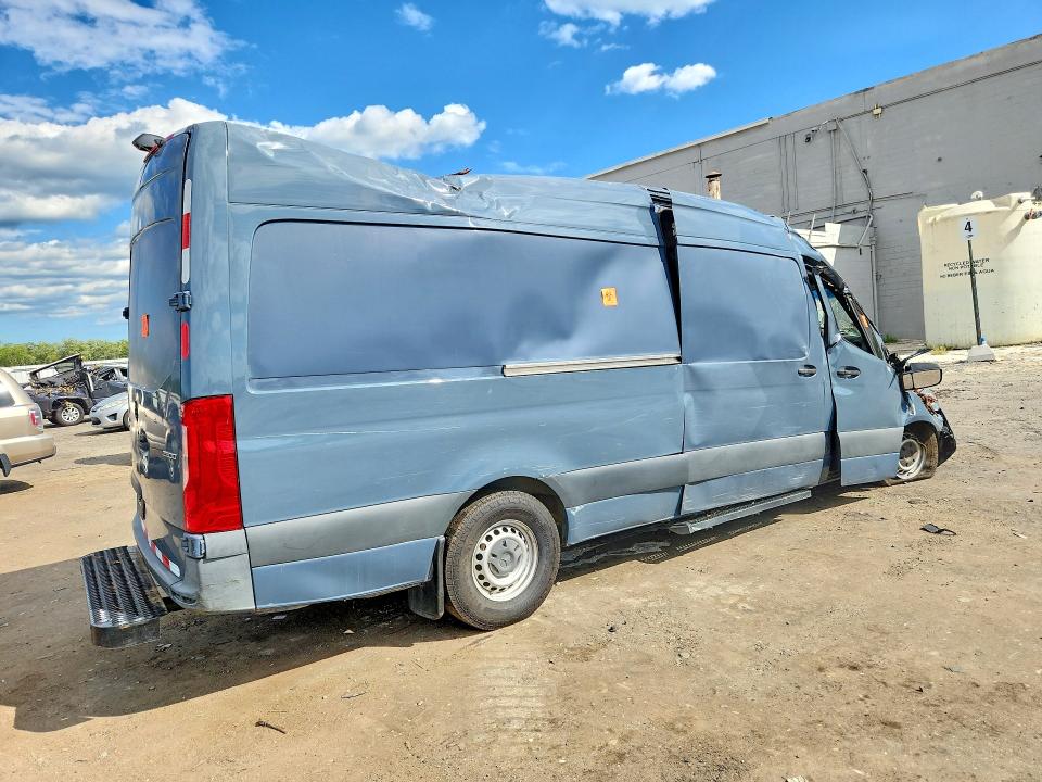 63324486 :رقم المزاد ، WD4PF1CD7KT011845 vin ، 2019 Mercedes-benz Sprinter مزاد بيع