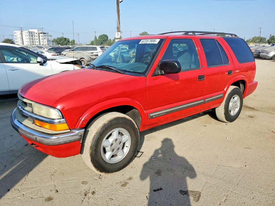 62357906 :رقم المزاد ، 1GNDT13W4Y2170089 vin ، 2000 Chevrolet Blazer مزاد بيع