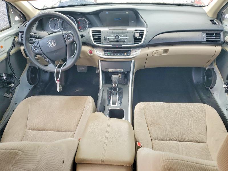 60458006 :رقم المزاد ، 1HGCR2F7XFA112358 vin ، 2015 Honda Accord مزاد بيع