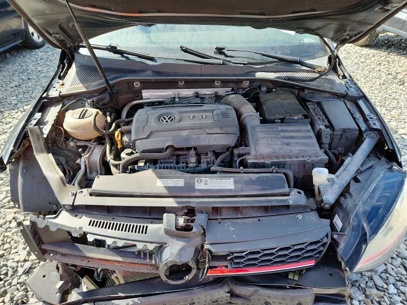 60530976 :رقم المزاد ، 3VW447AU7HM018744 vin ، 2017 Volkswagen Gti مزاد بيع