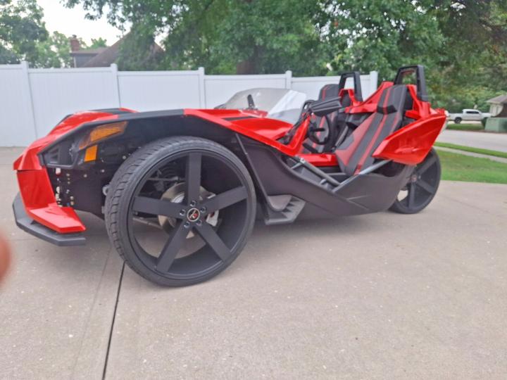 Aukcja sprzedaży 2015 Polaris Slingshot, vin: 57XAAPFA2F5103076, numer aukcji: 63433316