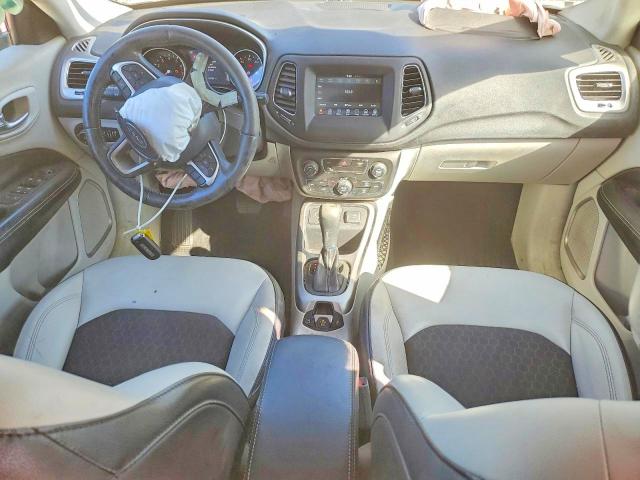 Продаж на аукціоні авто 2018 Jeep Compass, vin: 3C4NJCBB5JT256996, номер лоту: 61640316
