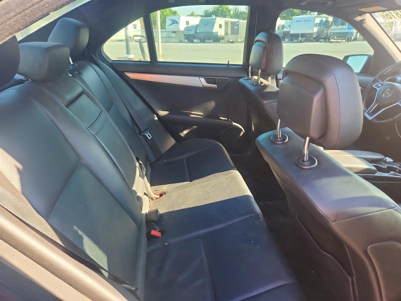 60951816 :رقم المزاد ، WDDGF4HB7EA946937 vin ، 2014 Mercedes-benz C مزاد بيع