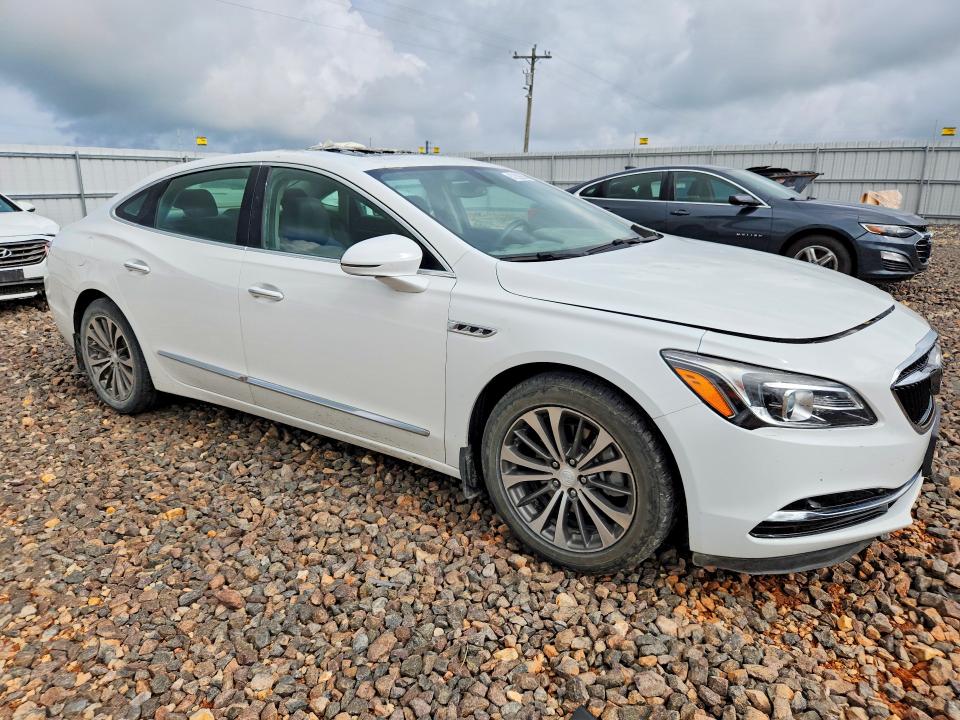 57569256 :رقم المزاد ، 1G4ZR5SS0KU130585 vin ، 2019 Buick Lacrosse مزاد بيع