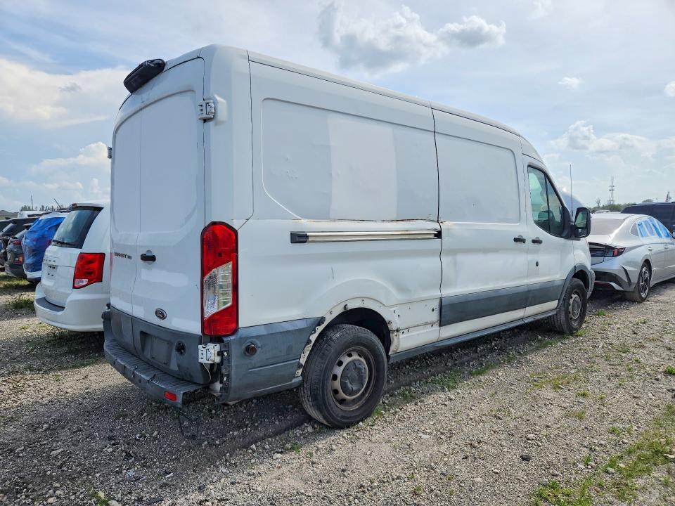 60483396 :رقم المزاد ، 1FTBW2CM0JKA13936 vin ، 2018 Ford Transit مزاد بيع