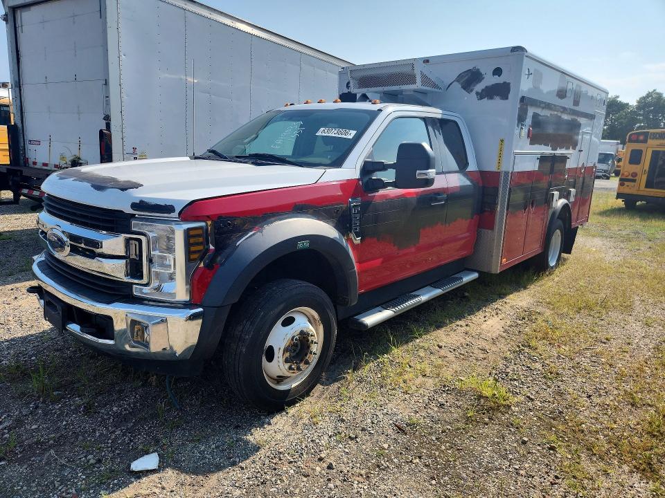 2019 Ford F550 მანქანა იყიდება აუქციონზე, vin: 1FD0X5HT3KEE93083, აუქციონის ნომერი: 63073606