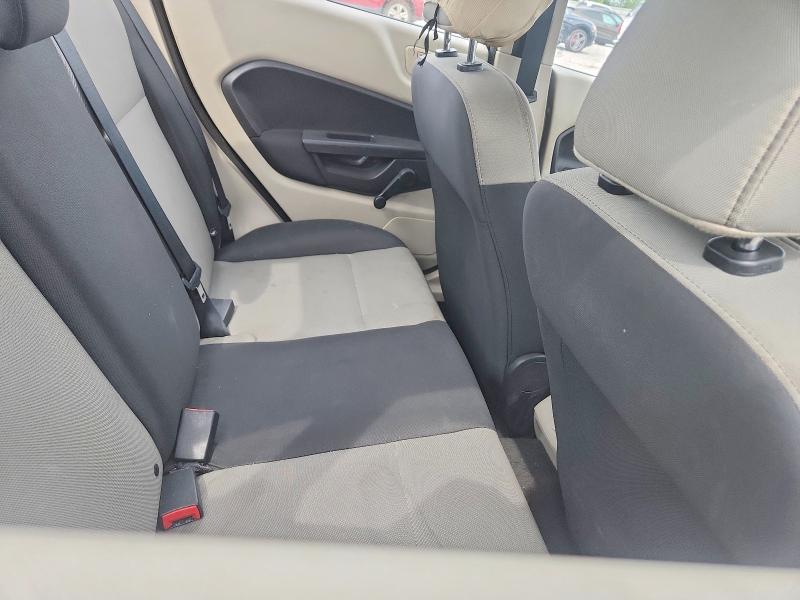 2011 Ford Fiesta მანქანა იყიდება აუქციონზე, vin: 3FADP4AJ6BM228439, აუქციონის ნომერი: 63111656