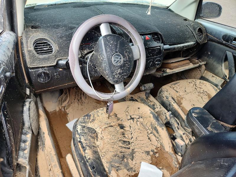 61625976 :رقم المزاد ، 3VWPF31Y66M300339 vin ، 2006 Volkswagen New Beetle مزاد بيع