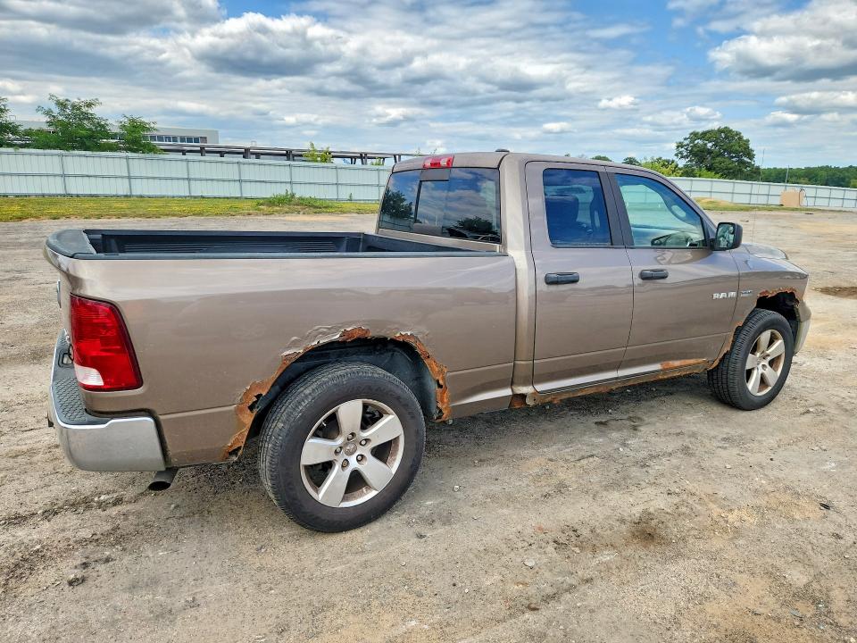 61328746 :رقم المزاد ، 1D3HV18T39S753359 vin ، 2009 Dodge Ram مزاد بيع