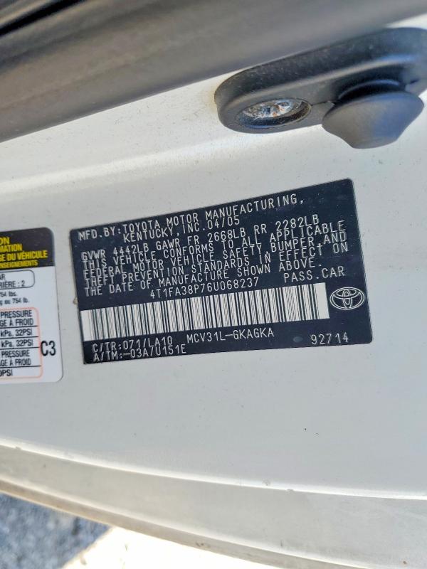 2006 Toyota Camry Solara მანქანა იყიდება აუქციონზე, vin: 4T1FA38P76U068237, აუქციონის ნომერი: 61884786