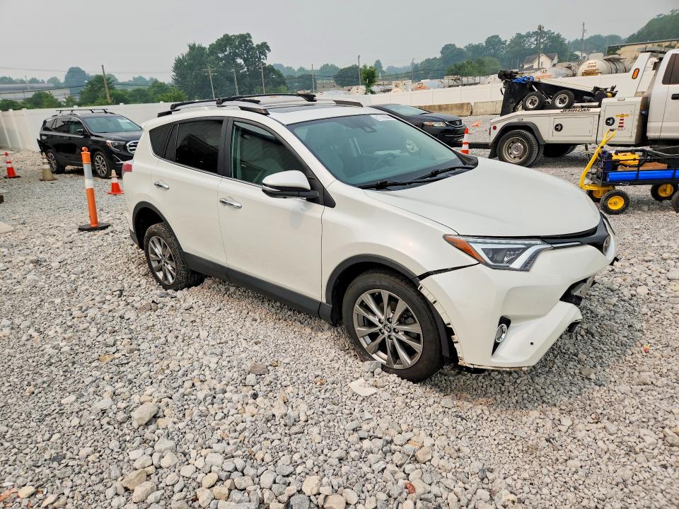 Продаж на аукціоні авто 2017 Toyota Rav4, vin: 2T3DFREV9HW650039, номер лоту: 61742966