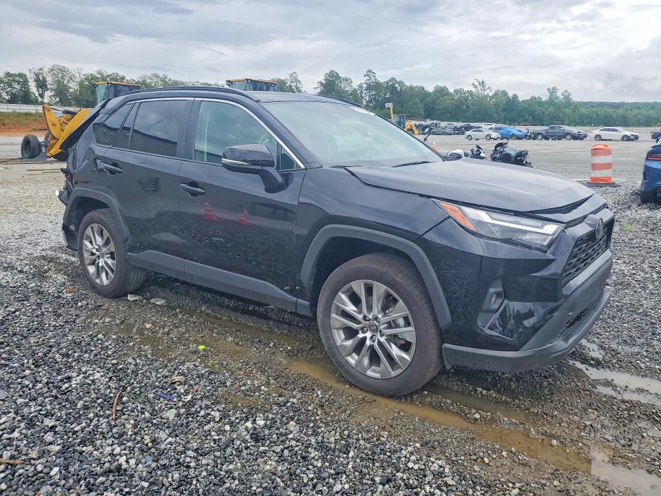 59979996 :رقم المزاد ، 2T3A1RFV1RW429245 vin ، 2024 Toyota Rav4 مزاد بيع