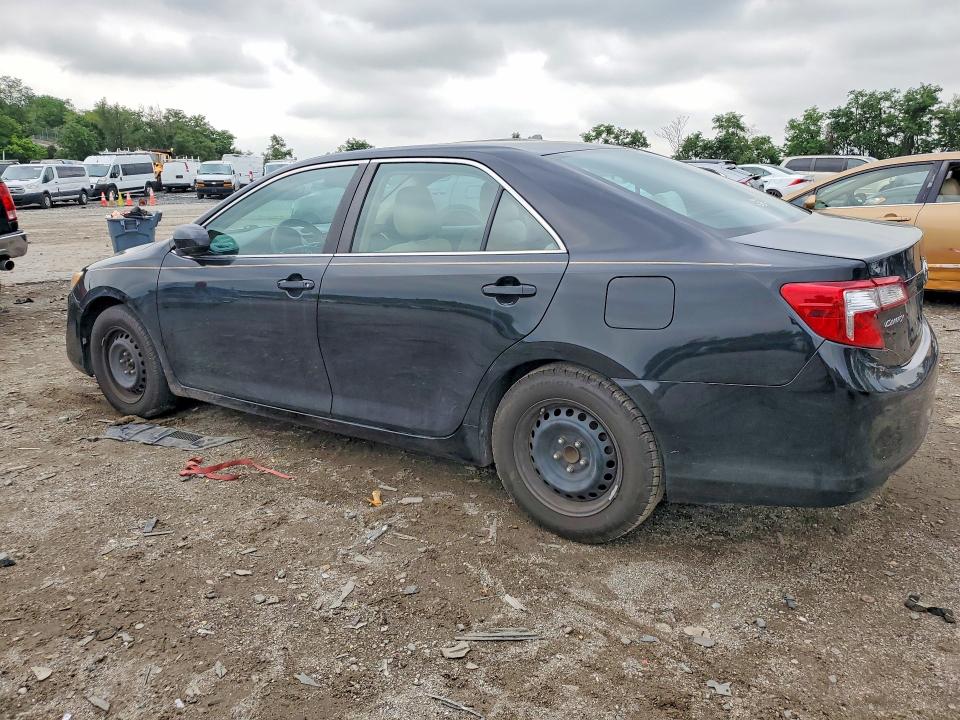 60319656 :رقم المزاد ، 4T4BF1FK7DR288184 vin ، 2013 Toyota Camry مزاد بيع